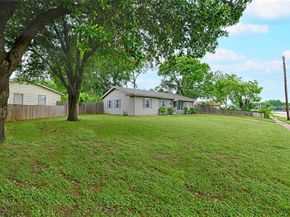 531  Himes Drive , Euless Texas 76039