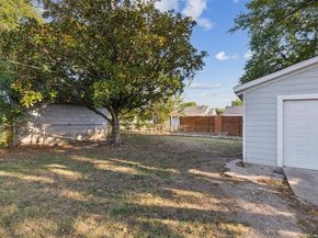 3202  Aster Street , Dallas Texas 75211