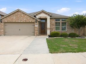 9236  Hunters Court , White Settlement Texas 76108