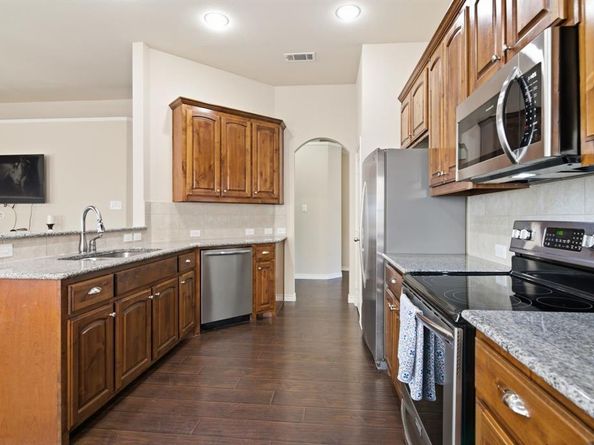 9236  Hunters Court , White Settlement Texas 76108