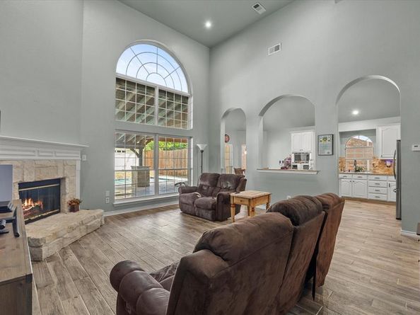 9109  Hogan Drive , Rowlett Texas 75089