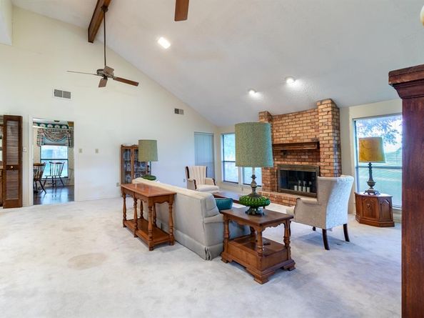 1525  Inverness Road , Mansfield Texas 76063