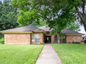 1525  Inverness Road , Mansfield Texas 76063