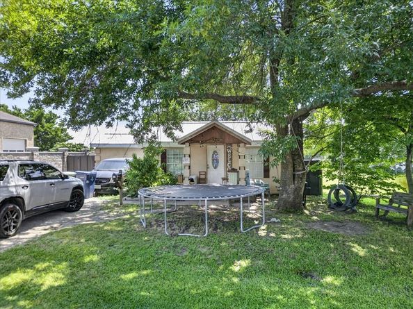 218  Barger Street , Garland Texas 75040