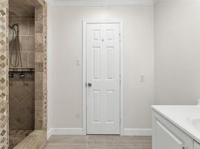13610  Brookgreen Drive , Dallas Texas 75240