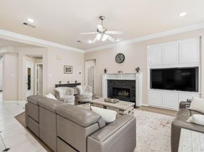 1649  Mcgee Lane , Carrollton Texas 75010
