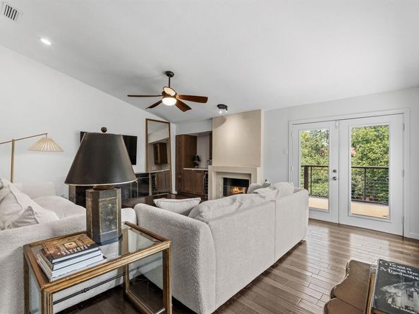 6124  Summer Creek Circle , Dallas Texas 75231