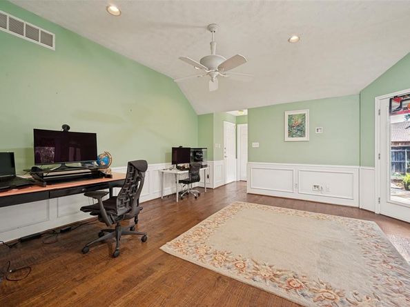 755  Red River Trail , Irving Texas 75063