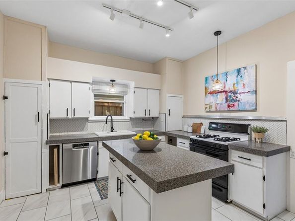 802  Turner Avenue , Dallas Texas 75208