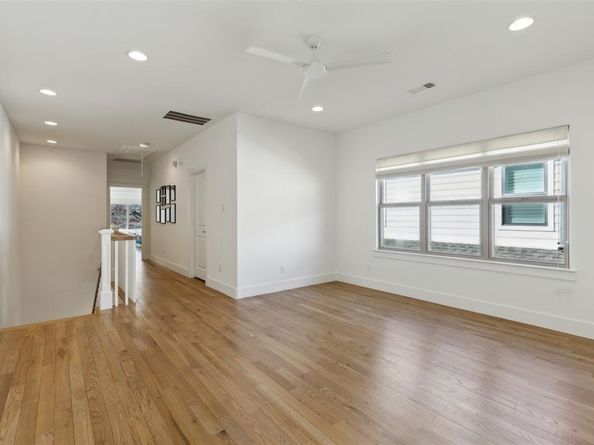 5527  Matalee Avenue , Dallas Texas 75206