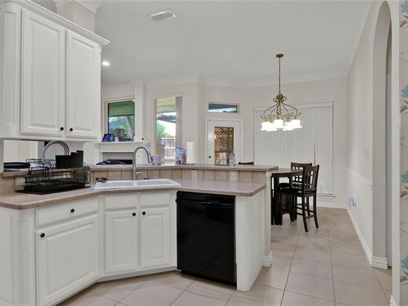 4119  Timberbrook Court , Arlington Texas 76015
