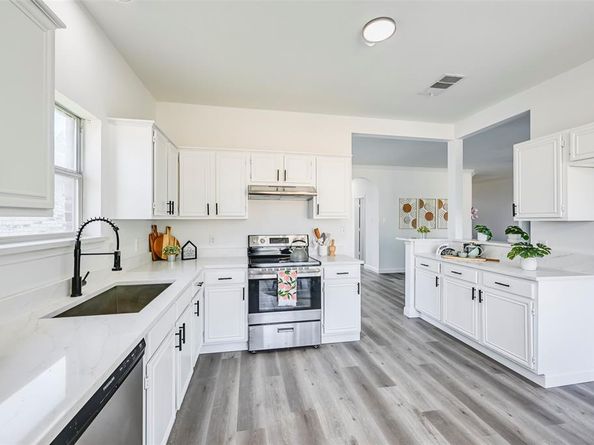 3433  Mayflower Court , Arlington Texas 76014