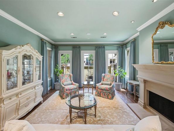 2605  Museum Way , Fort Worth Texas 76107
