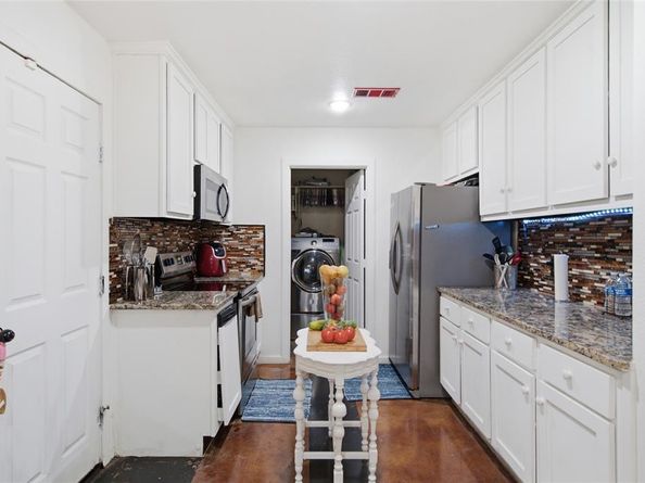 2900  Fitzhugh Avenue , Fort Worth Texas 76105