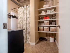 221 W Lancaster Avenue  11009, Fort Worth Texas 76102