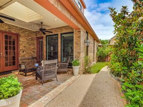 7233  Helsem Bend , Dallas Texas 75230