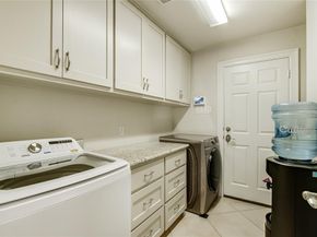 7233  Helsem Bend , Dallas Texas 75230