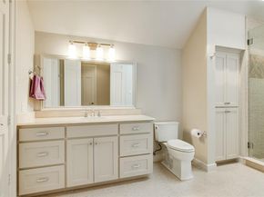 7233  Helsem Bend , Dallas Texas 75230