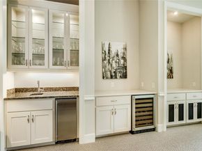 7233  Helsem Bend , Dallas Texas 75230