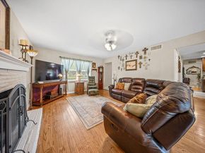 2518  Glenbrook Circle , Garland Texas 75041
