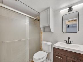 1810 N Garrett Avenue  124, Dallas Texas 75206