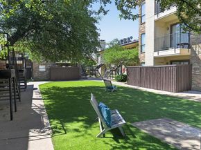 1810 N Garrett Avenue  124, Dallas Texas 75206