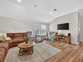 3208  Cliff Oaks Drive , Corinth Texas 76210