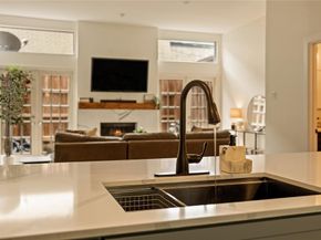 4015  Holland Avenue  103, Dallas Texas 75219