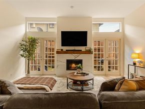 4015  Holland Avenue  103, Dallas Texas 75219