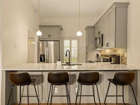 4015  Holland Avenue  103, Dallas Texas 75219