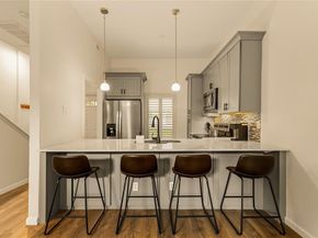 4015  Holland Avenue  103, Dallas Texas 75219