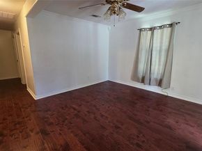 524 W Broadus Avenue , Fort Worth Texas 76115
