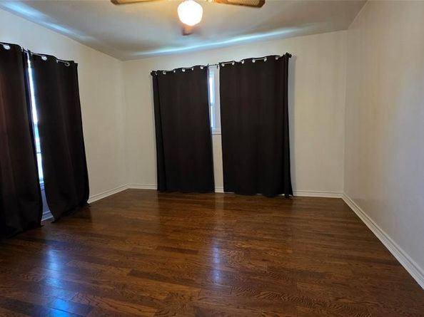 524 W Broadus Avenue , Fort Worth Texas 76115
