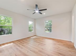 729  Town Creek Drive , Dallas Texas 75232