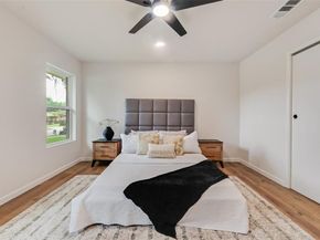 729  Town Creek Drive , Dallas Texas 75232