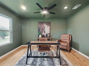 729  Town Creek Drive , Dallas Texas 75232