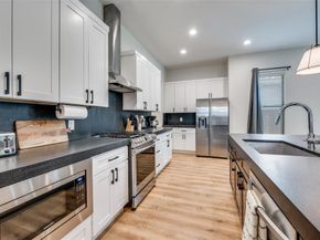 2130  Roanoke Avenue , Dallas Texas 75235