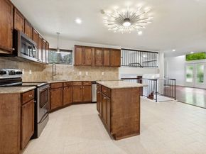 6810  Town Bluff Drive , Dallas Texas 75248