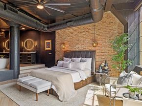 2220  Canton Street  401, Dallas Texas 75201