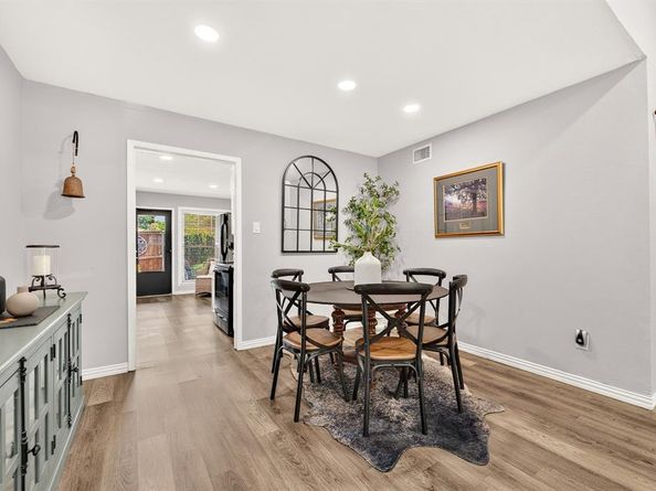 13640  Flagstone Lane , Dallas Texas 75240