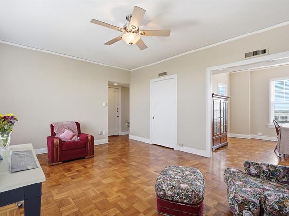 2306  Park Place Avenue  10C, Fort Worth Texas 76110
