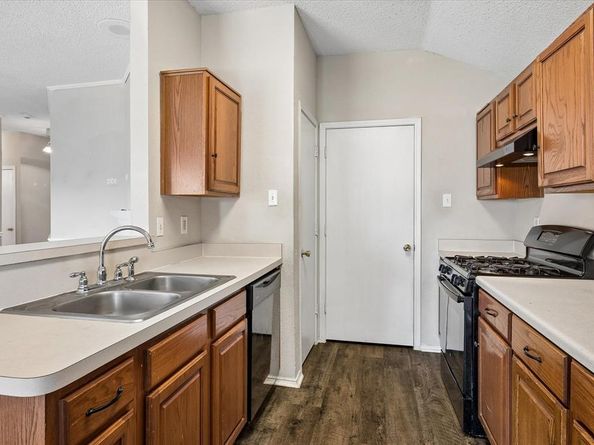 10229  Cypress Hills Drive , Fort Worth Texas 76108