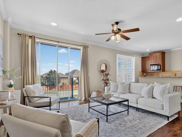 563  Rockingham Drive , Irving Texas 75063