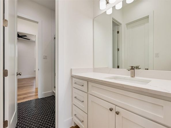 1830 S Marsalis Avenue , Dallas Texas 75216