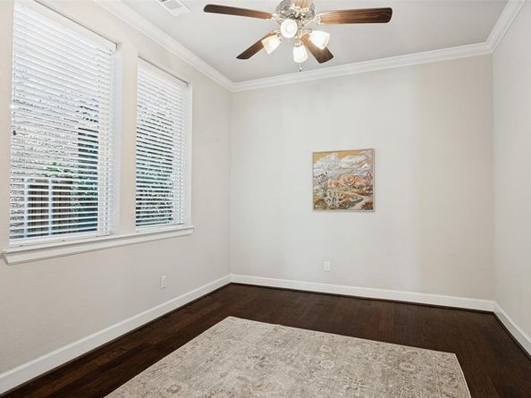 8686  Thorbrush Place , Dallas Texas 75238
