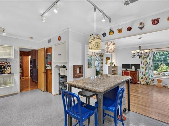 1058 N Buckner Boulevard , Dallas Texas 75218