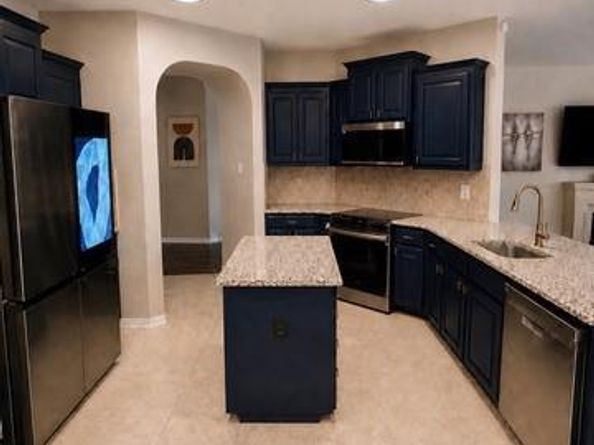 321  Avila Lane , Fort Worth Texas 76052