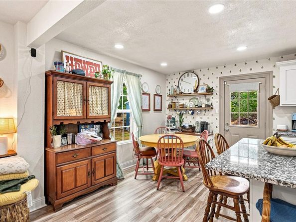 149  Gordon Drive , Azle Texas 76020