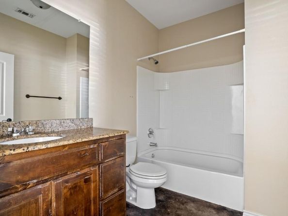 104  College Avenue , Fort Worth Texas 76104
