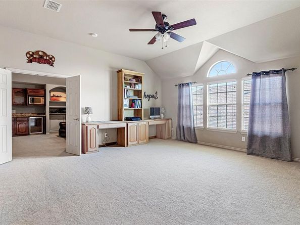 6928  Bent Spur Drive , Fort Worth Texas 76179